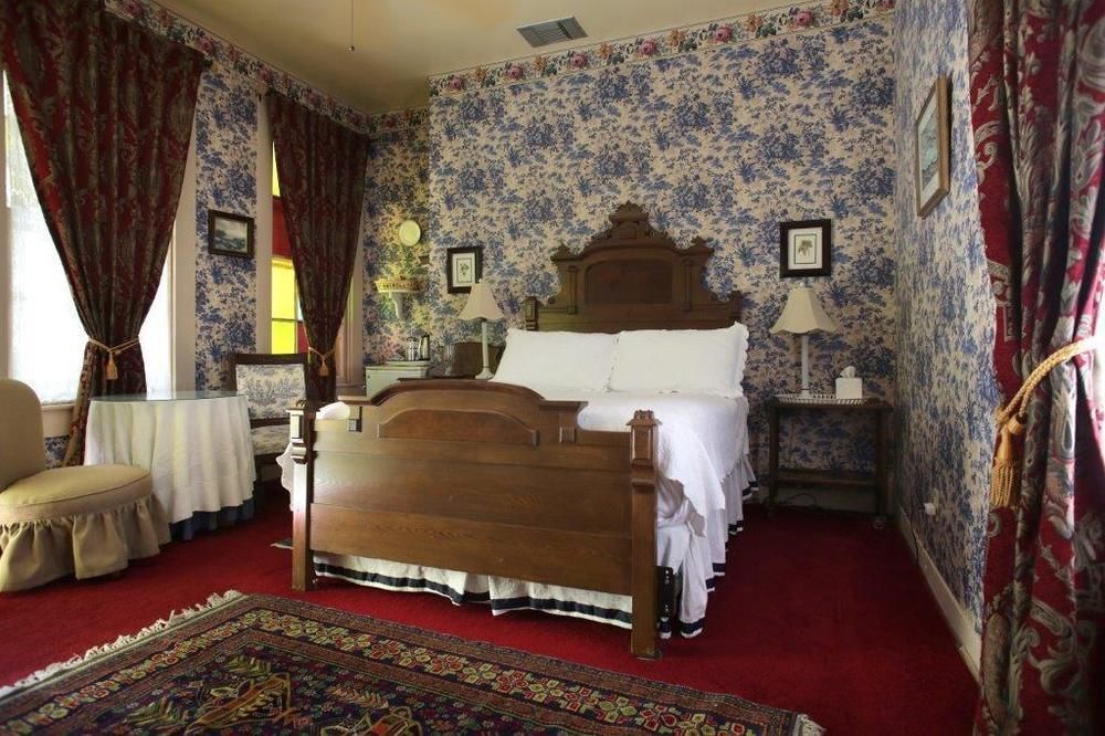 Yellow Rose Bed & Breakfast San Antonio Exterior photo